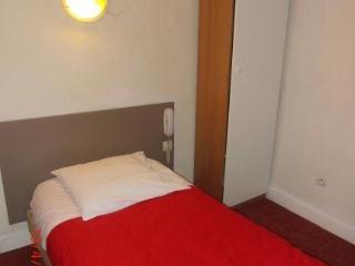 Hotel Petit Bastille Aulnay-sous-Bois Eksteriør bilde